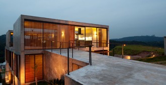 Brasil: 'Residencia Itahye', Sao Paulo - apiacas arquitetos