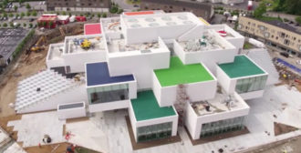 Video: LEGO House, Billund, Dinamarca - BIG