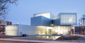 Estados Unidos: Institute for Contemporary Art, Virginia Commonwealth University - Steven Holl Architects
