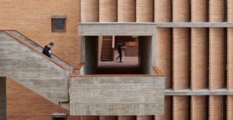 China: Museo de Arte de Changjiang - Vector Architects