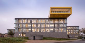 Dinamarca: Edificios de oficinas para Lego - CF Møller Architects