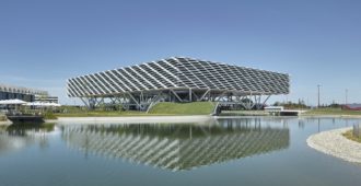 Alemania: Adidas World of Sports Arena - Behnisch Architekten