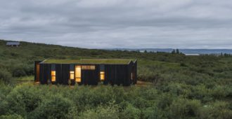 Islandia: Veinte cabañas en Brekkuskógur - PK Arkitektar