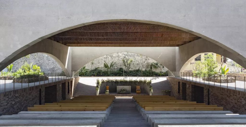 México: Santuario del Señor de Tula - Dellekamp / Schleich + AGENdA