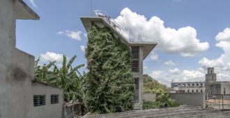 Cuba: Casa Torre - Albor Arquitectos
