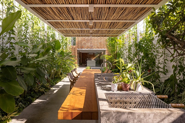 Brasil: Galpón Tropical - Laurent Troost Architectures