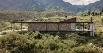 Argentina: Casa Legarreta - IN Estudio Arquitectura