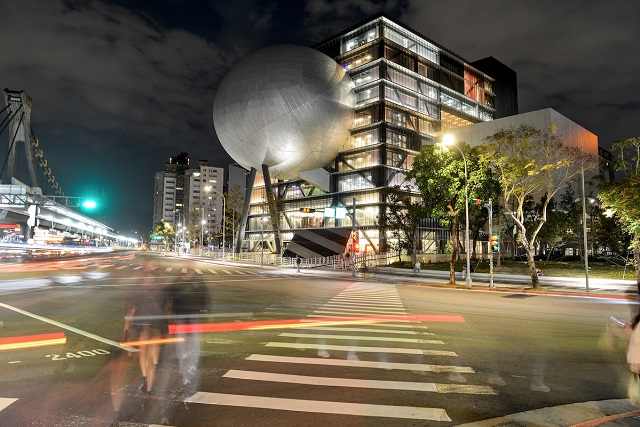Taiwan: Centro de Artes Escénicas de Taipei - OMA, Rem Koolhaas y David Gianotten