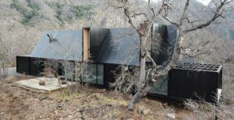 Chile: Casa Las Trancas - Urzúa Soler Arquitectos