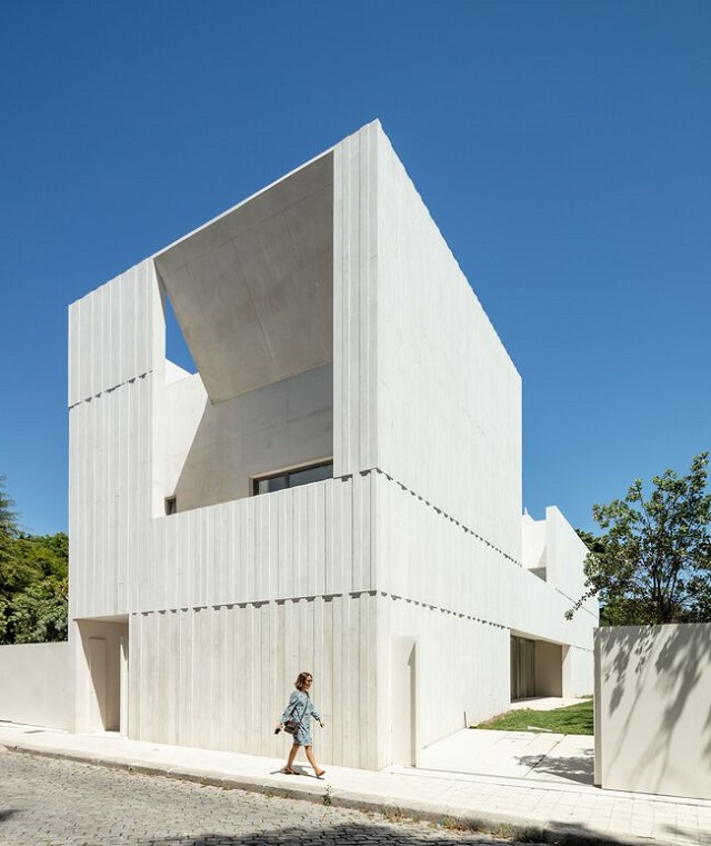 Portugal: Casa en Boavista - Topos Atelier de Arquitectura