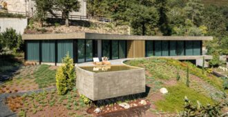 Portugal: Casa de Bouro - Mutant Arquitectura & Design