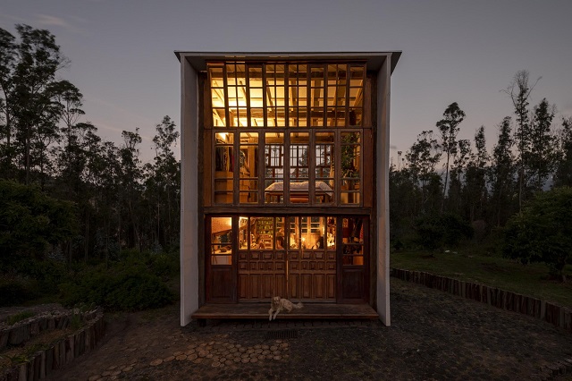 Ecuador: Casa Quinchuyaku - Emilio López Arquitecto