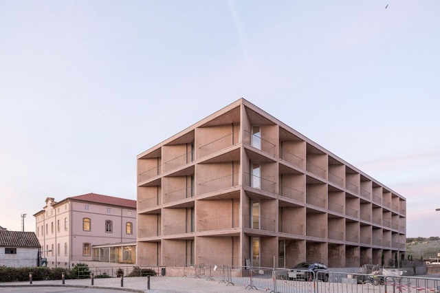 Portugal: Antigua fábrica ‘A Ideal’ - Nuno Valentim Arquitectura