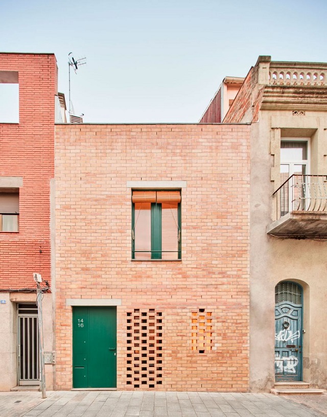 España: Casa 103RAV - Vallribera Arquitectes