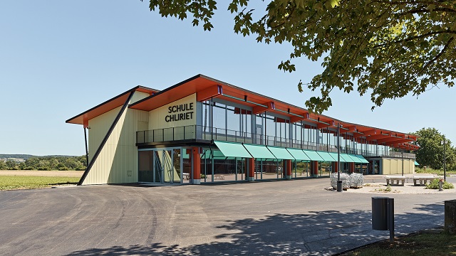 Suiza: Escuela Secundaria Chliriet - BS + EMI Architekten Partner