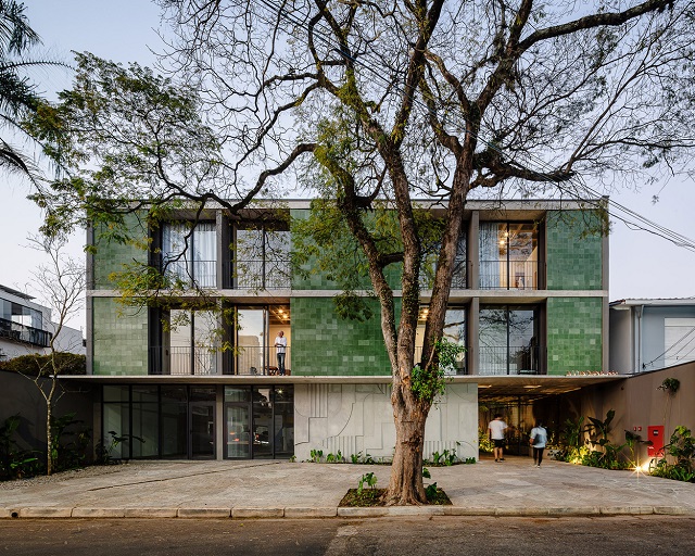 Brasil: Edificio TiCO Indiana - Terra e Tuma Arquitetos Associados