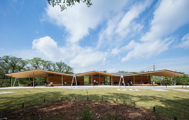 Japón: Espacio de descanso en la cima del monte Rokko - ofa