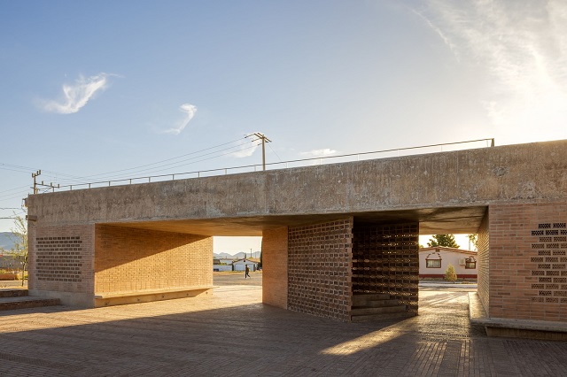 México: Plaza Benito Juárez - Fernanda Canales