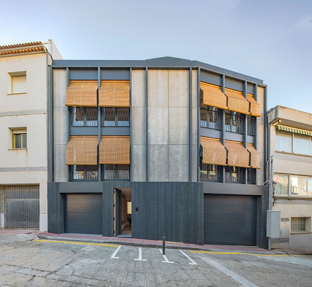 España: Edificio de viviendas Passatge Bailén - SAU Taller d´Arquitectura