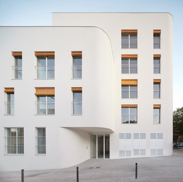 España: 22 viviendas de protección oficial en Viladecans, Barcelona - AV62 Arquitectos + Calderon-Folch Arquitectes