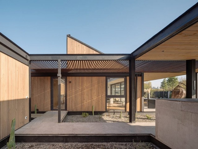 Chile: Casa con Lucarna - Paralelo Transversal