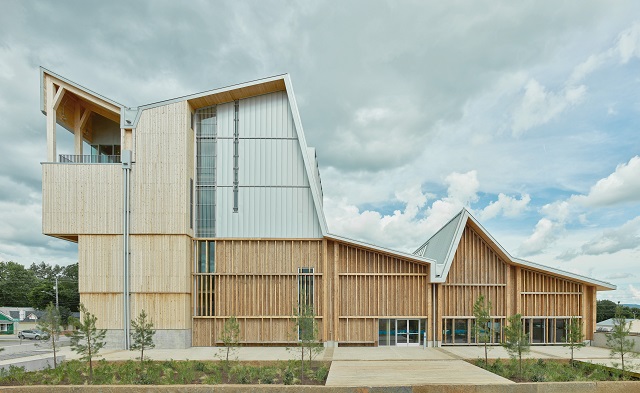 Estados Unidos: Centro Anthony Timberlands - Grafton Architects + Modus Studio
