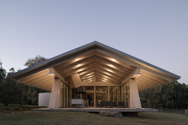 Uruguay: Casa Caballete - Urzúa Soler Arquitectos