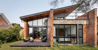 Brasil: Casa Gralhas - OSPA Arquitetura e Urbanismo