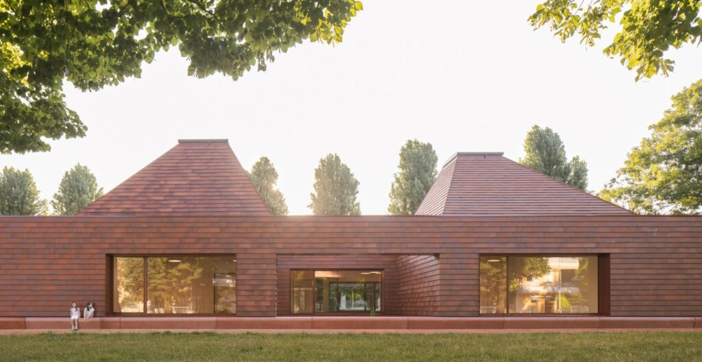 Italia: Jardín de Infantes en Piove di Sacco - AACM