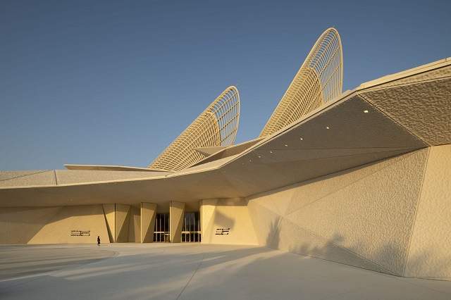 Emiratos Árabes Unidos: Museo Nacional Zayed - Foster + Partners