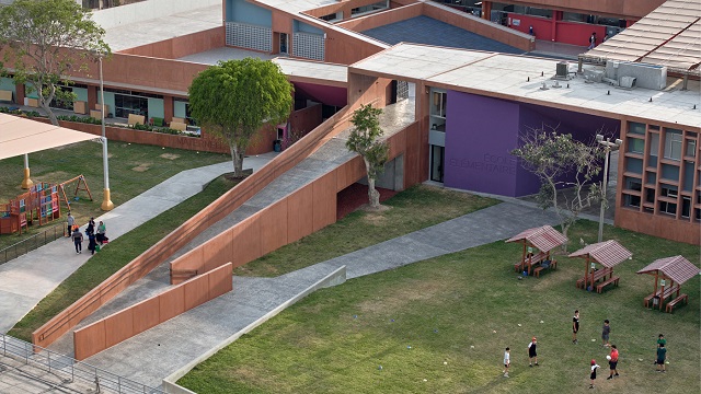 Perú: Colegio Franco Peruano – Barclay & Crousse