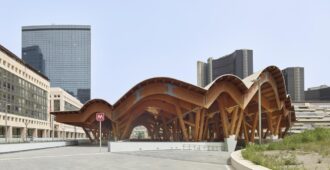 Italia: Centro Direzionale, Estación Central de Metro de Nápoles - Benedetta Tagliabue / EMBT Architects