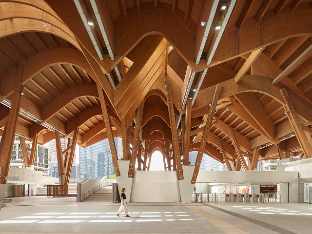 Italia: Centro Direzionale, Estación Central de Metro de Nápoles - Benedetta Tagliabue / EMBT Architects