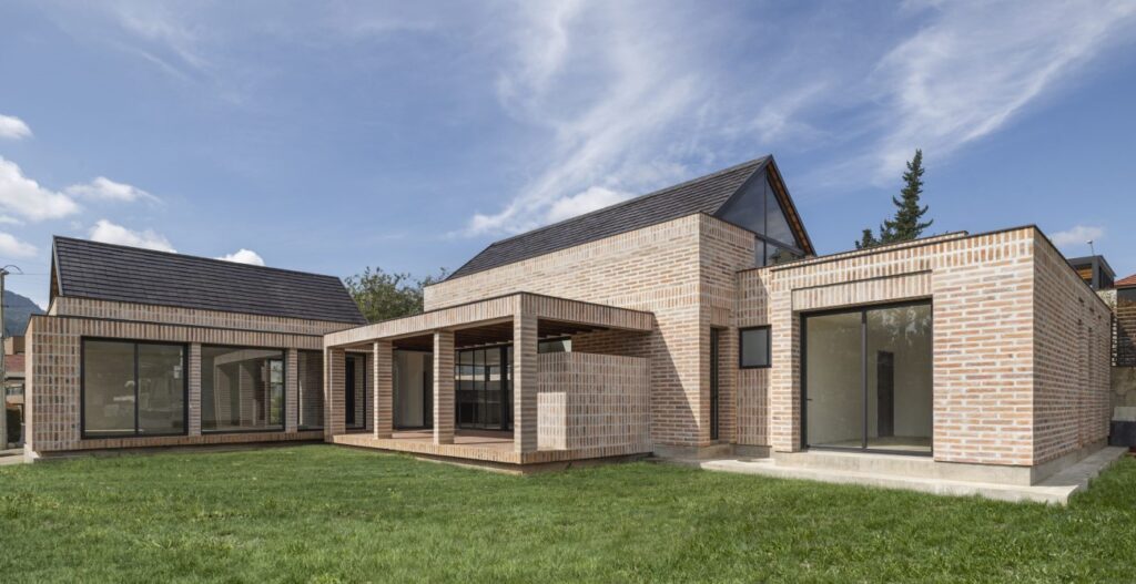 Ecuador: Casa PM - Feliu Vega Kennedy Arquitectura