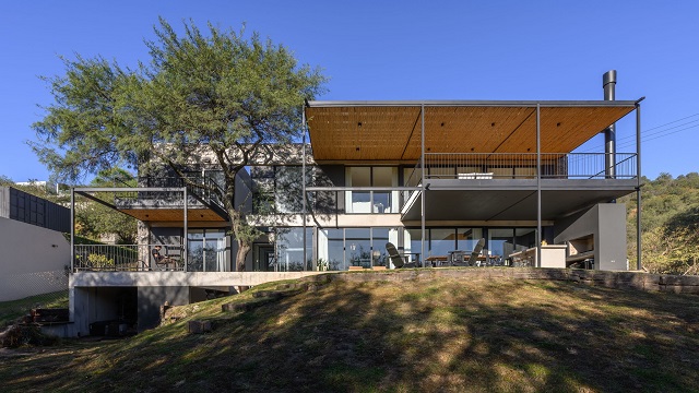 Argentina: Casa dos Muros - SET Arq