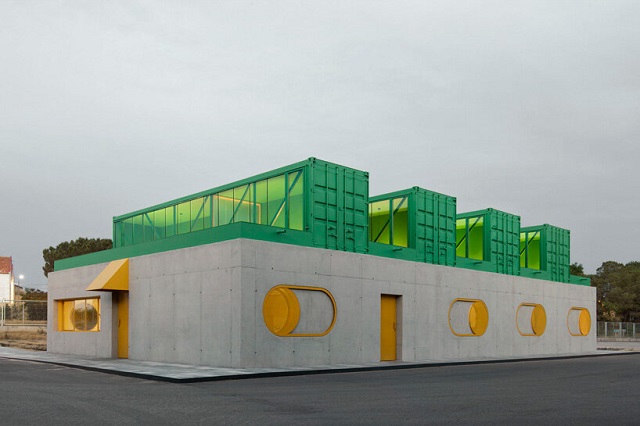 España: Oficina Agrosemillas - Impepinable Studio