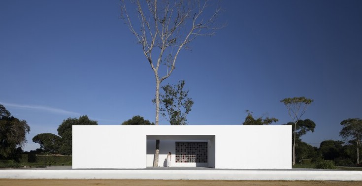 Brasil: Casa Blanca - NEBR arquitetura