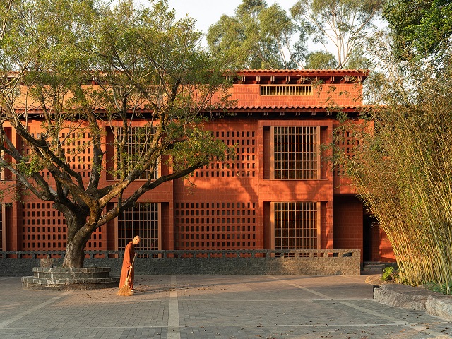 China: Centro de retiro de meditación Qing Shui en Quanzhou - RESP Studio