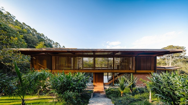 Brasil: Casa Pinhal - Cornetta Arquitetura