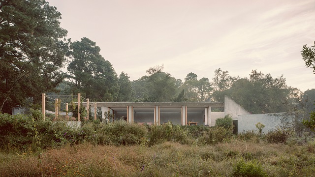 México: Casa entre dos ríos - Sebastián Mancera + Taller 3000