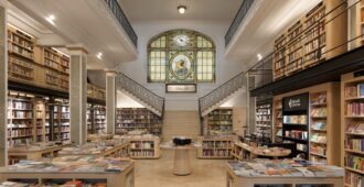 Uruguay: Librería Feltrinelli Montevideo - Toro Arquitectos