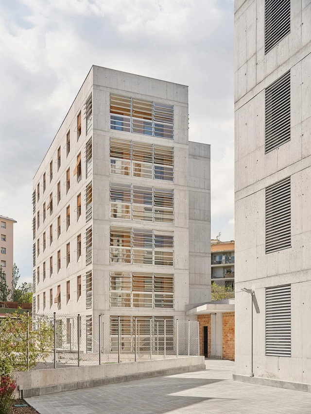 España: Viviendas sociales en Sant Andreu de la Barca, Barcelona - Harquitectes