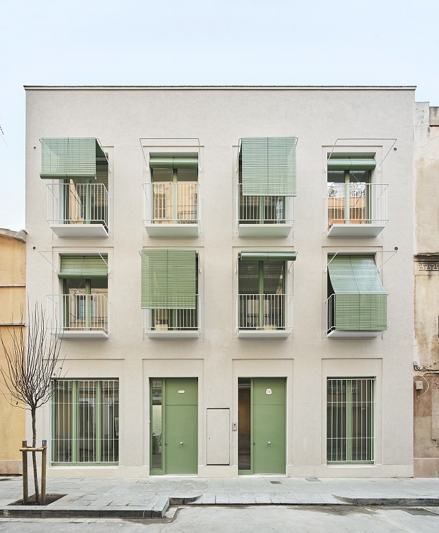 España: Bloque de viviendas en Gràcia - Calderón-Folch Studio