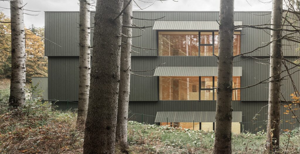 Austria: Centro educativo Kössen - Pedevilla Architects