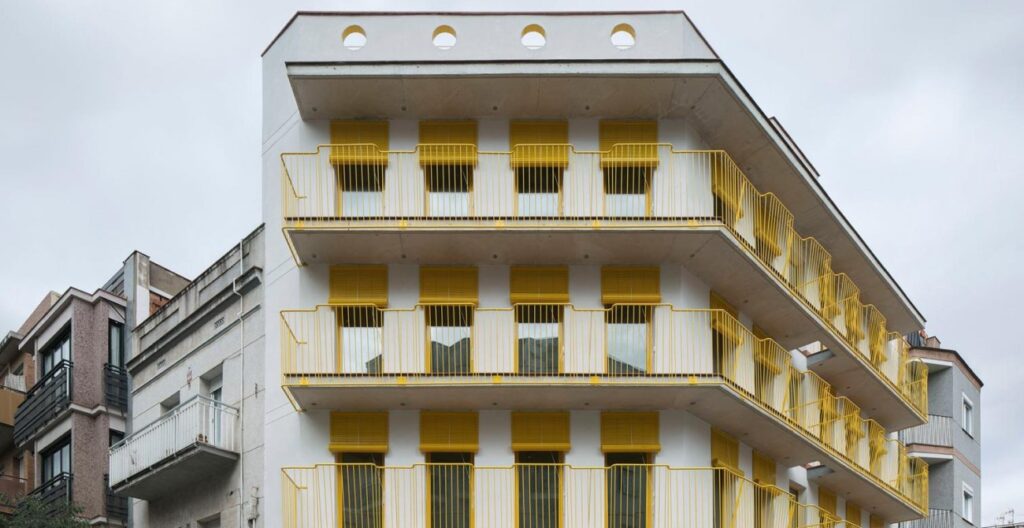 España: Apartahotel Martí Julià en Hospitalet de Llobregat - m-i-r-a