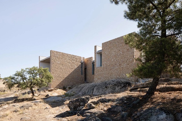 Portugal: Casa estudio en Castelo de Vide - Atelier Landauer