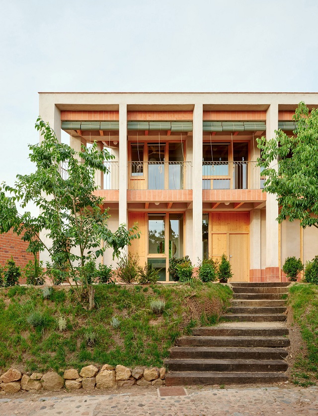 España: Casa Juià - NUA Arquitectures