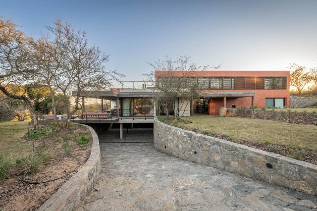 Argentina: Vivienda en Estancia El Terrón - Santiago Bertotti