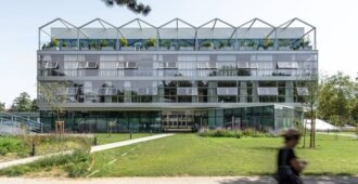 Croacia: Edificio de oficinas NTH - MORE Arhitekture