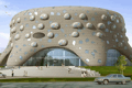 Un edificio inspirado en formas celulares